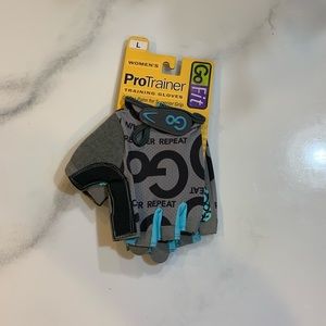 GoFit Pro Trainer gloves. women’s size Large